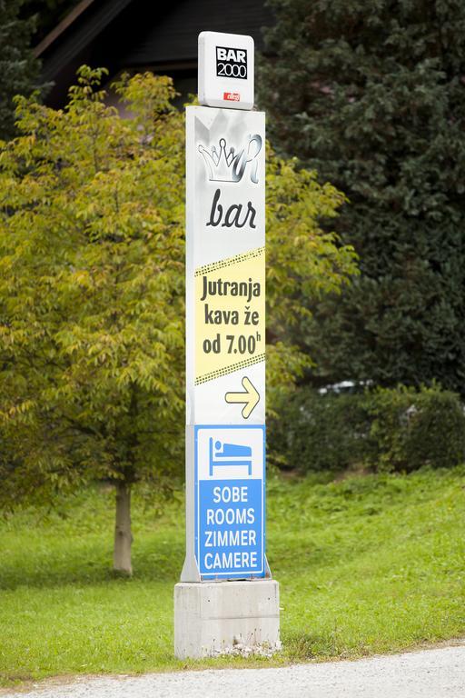 Sobe Krona Radovljica Bagian luar foto